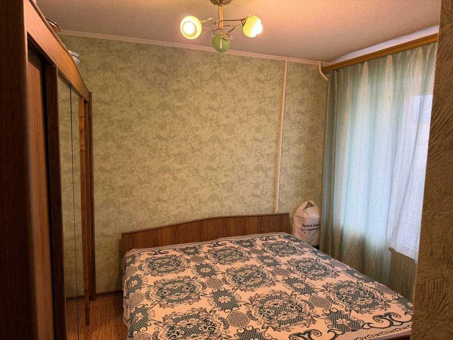 I will sell a 4-room apartment, st. Kosmonavtov 2 Pridneprovsk