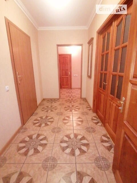 Sale of 2-room apartment 59.3 sq. m. on Honore de Balzac Street 18 •