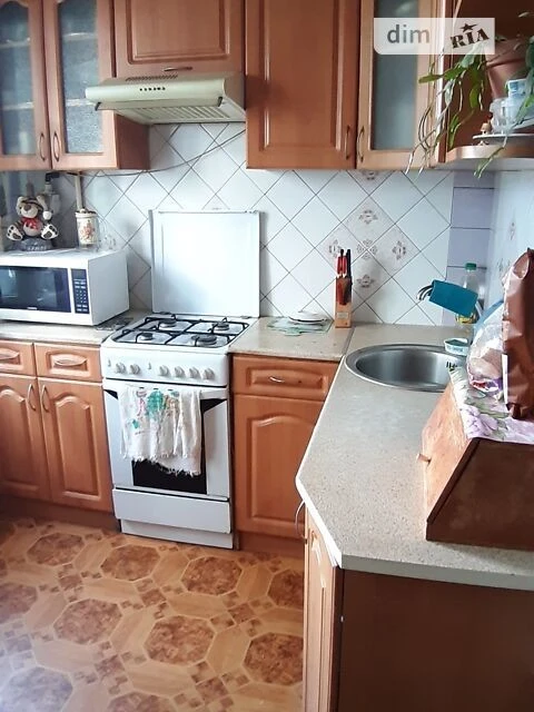 Здам в оренду кімнату на вул. Озерна 28 довгостроково • ID 3
