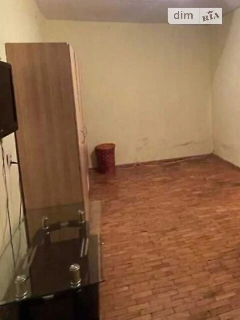 Здам в оренду кімнату на вул. Ярослава Івашкевича 4 довгостр