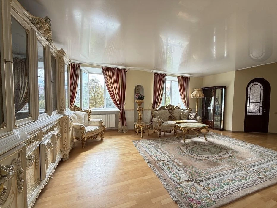 ‼️No Commission‼️2-level 3-room apartment in the center of Khreshcha