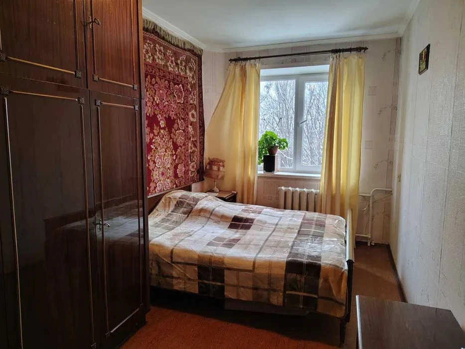 3 - комн. квартира 57 м. кв. пр. Пилипа Орлика, пр. Ильича.