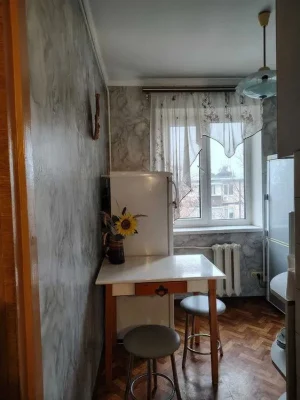 3 - комн. квартира 57 м. кв. пр. Пилипа Орлика, пр. Ильича.