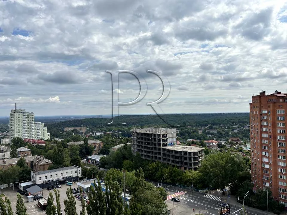 Квартира. Київ, Науки просп.