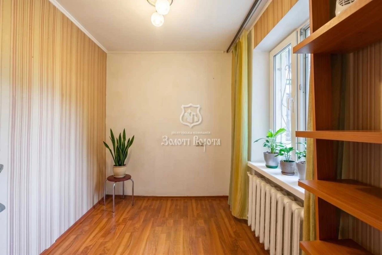 Продаж 2-кімнатної квартири 37.5 м², Харківське шосе, 12
