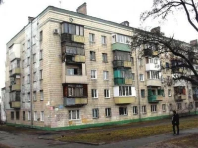 Продаж 2-кімнатної квартири 37.5 м², Харківське шосе, 12