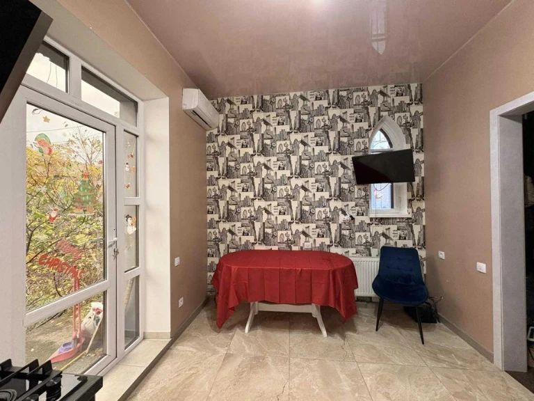 A house on Slobodka (Kryvaya Balka) is for sale