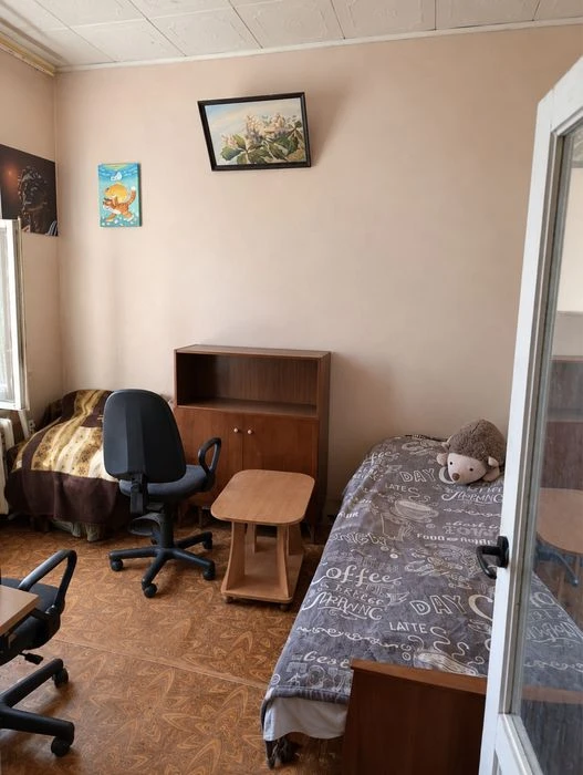 1-кімнатна квартира в центрі Одеси під ремонт