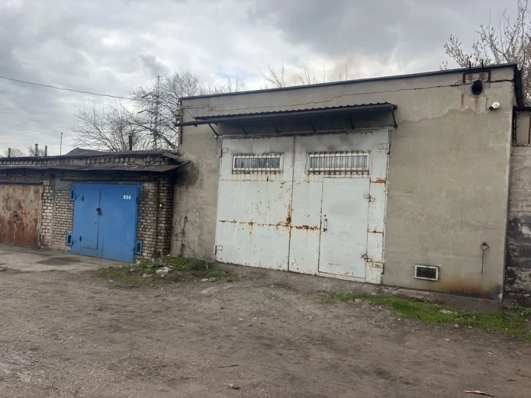 Продам помещение в гаражном кооперативе 170м2