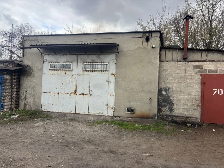 Продам помещение в гаражном кооперативе 170м2