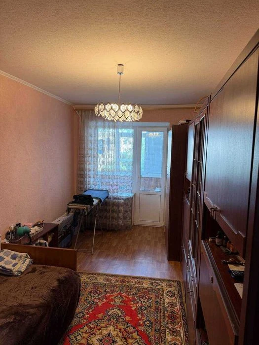 I will sell a 4-room apartment, st. Kosmonavtov 2 Pridneprovsk