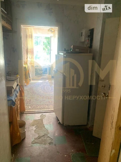 Здам в оренду кімнату на вул. Івана Гонти 3 довгостроково •