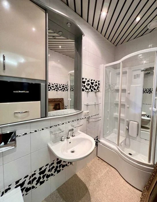 $129,900 PUSHKINSKAYA Skovoroda! LUXURY Apartment 204
