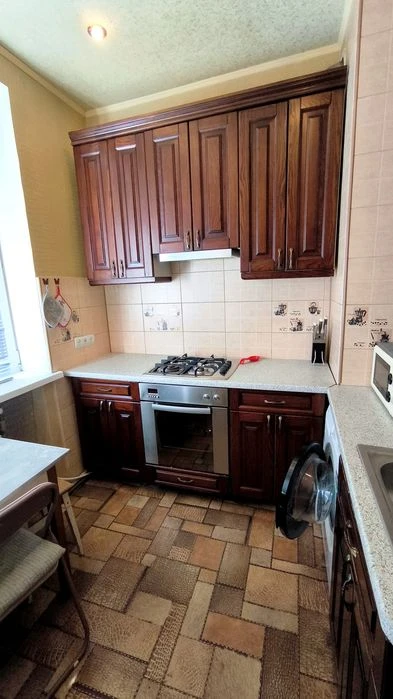 3-кімнатна квартира, р-н просп. Івана Мазепи,  вул. Володими