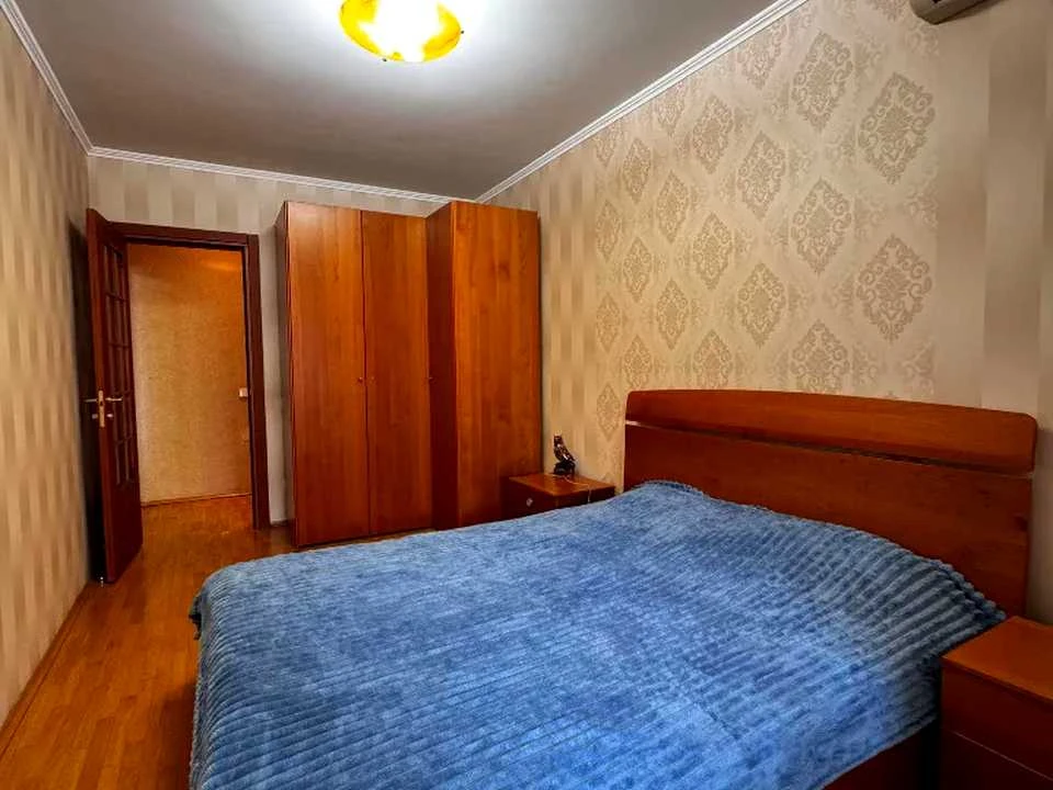 Квартира. Дніпро, Писаржевського вул.