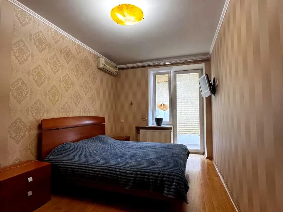 Квартира. Дніпро, Писаржевського вул.