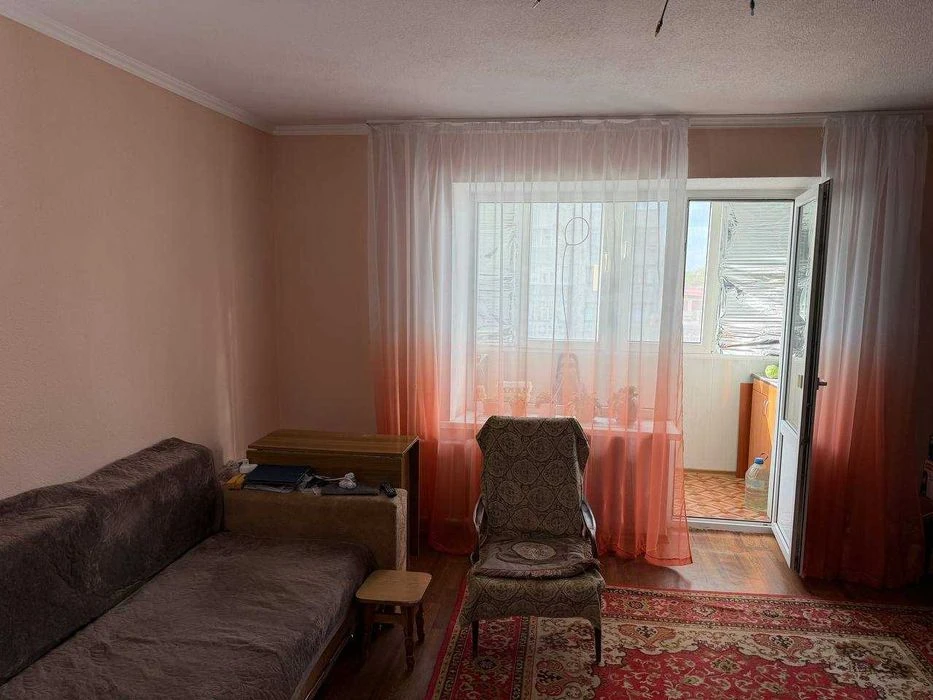 I will sell a 4-room apartment, st. Kosmonavtov 2 Pridneprovsk