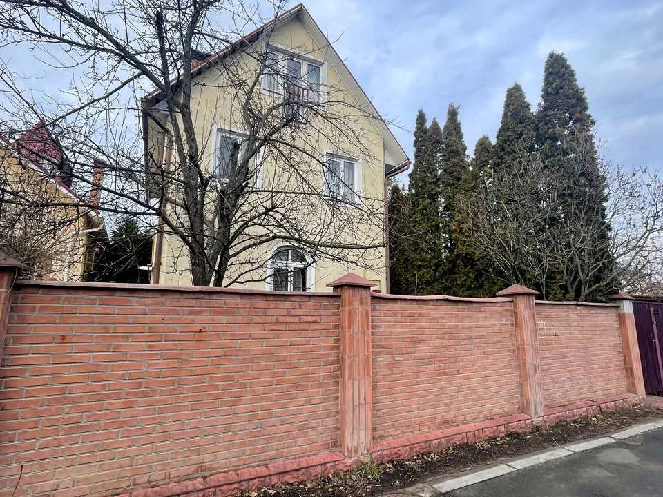 Будинок. Київ, Садова вул.