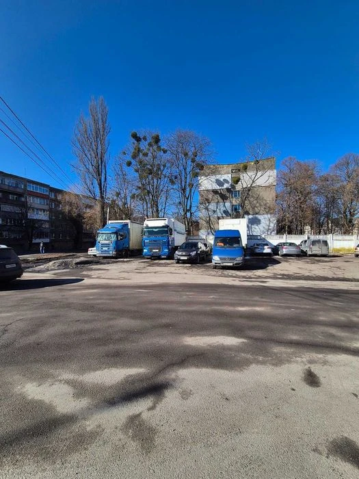 Продається земельна ділянка по вулиці Олега Антонова