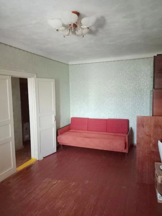 1 кв.  17,7 м*2. 2/2. Космос. Ул Ракетная.