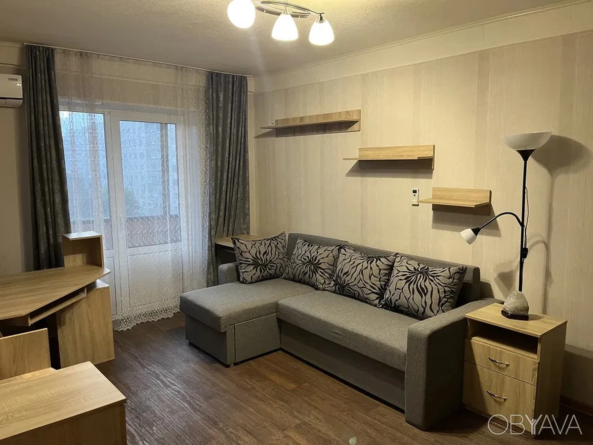 1-room apartment, Malyshka Andriya St. 27.
