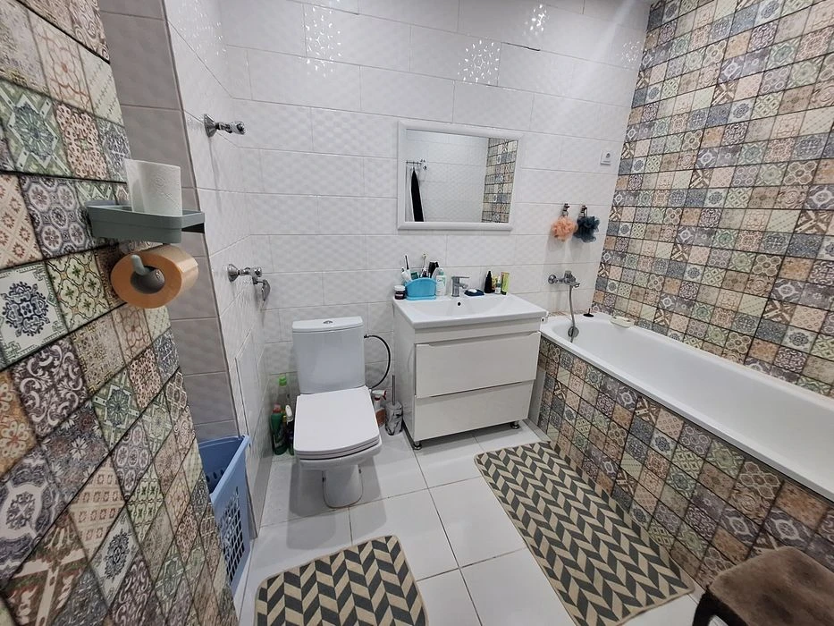 Мытница, Днепр, 80кв м. - 95000д. і1