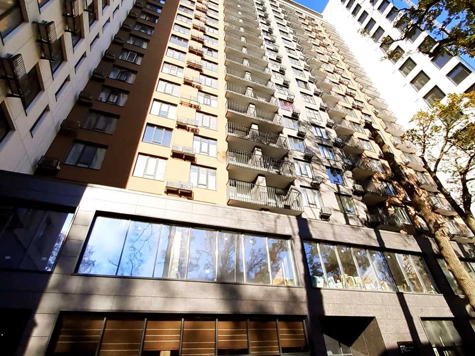Квартира. Київ, Василя Стуса вул.