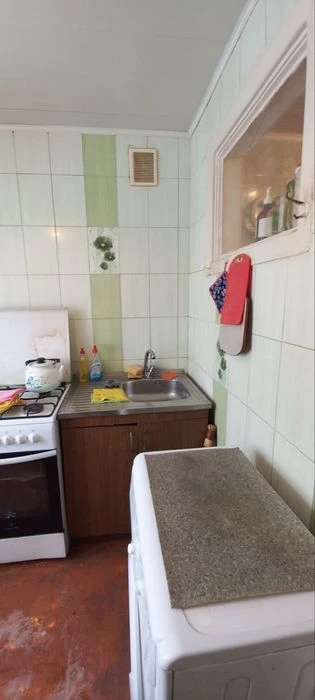 Продам 1 ком квартиру!
