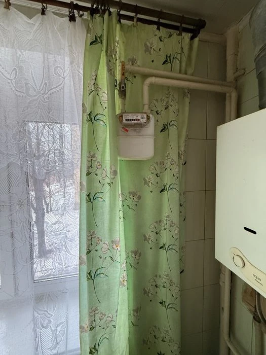 Продам 1 ком квартиру!