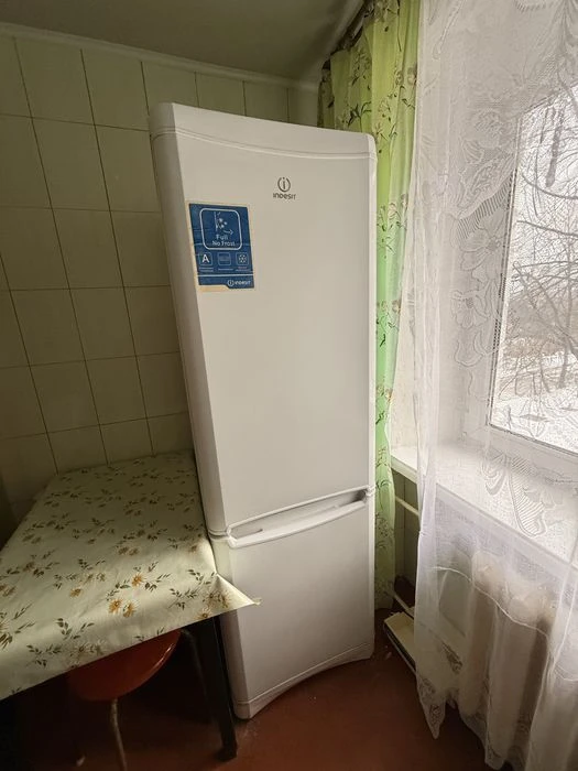 Продам 1 ком квартиру!