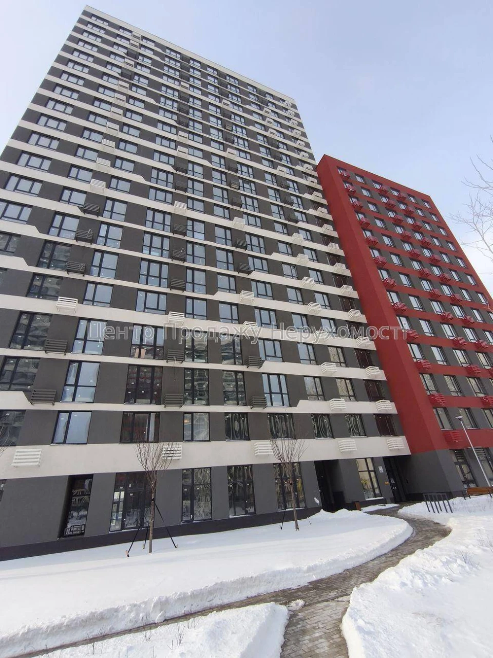Продаж 1-к квартири, 43 м², 18/25 поверх, ЖК Варшавський 3,