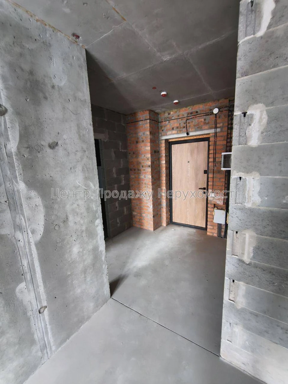 Продаж 1-к квартири, 43 м², 18/25 поверх, ЖК Варшавський 3,