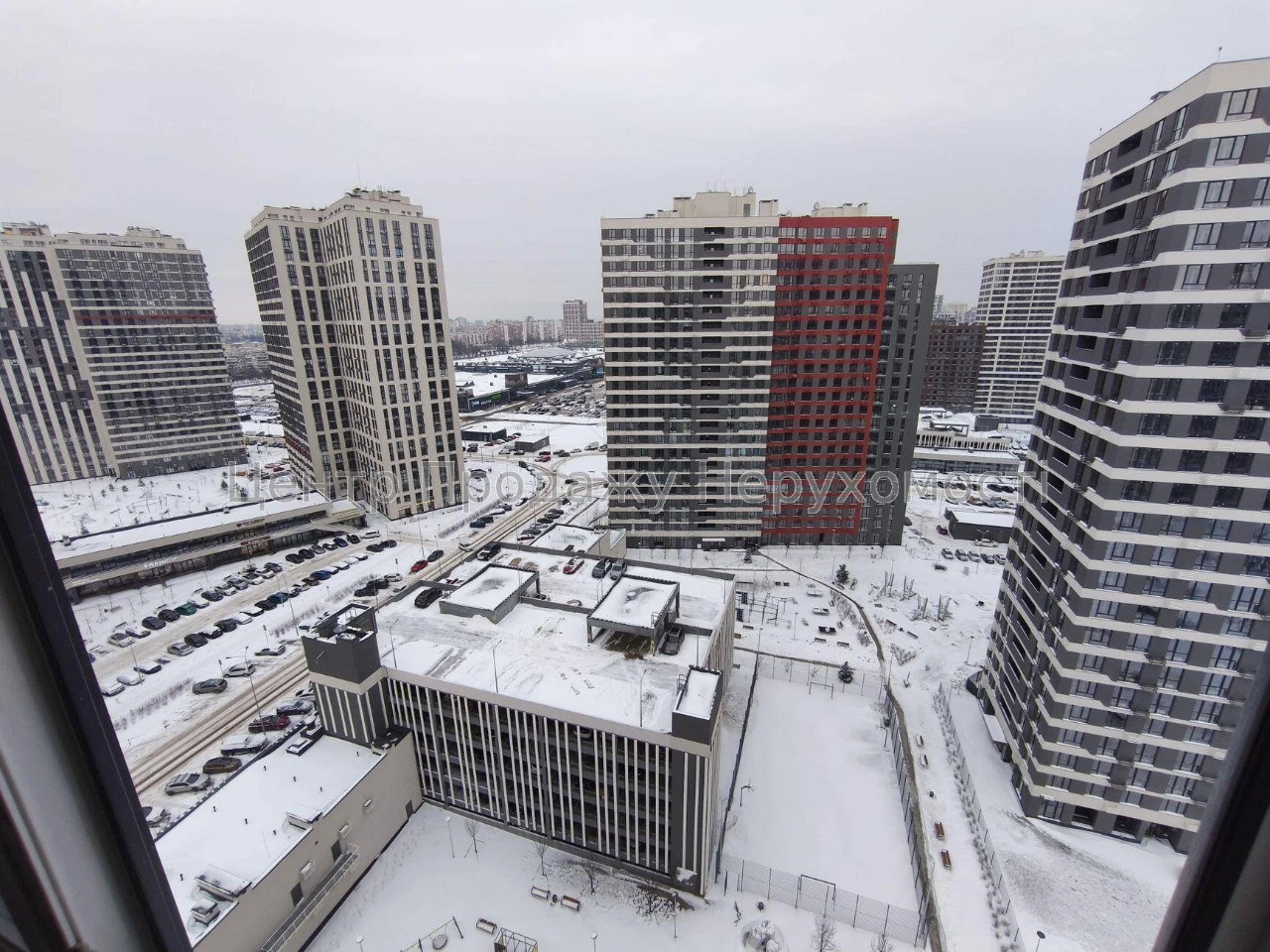 Продаж 1-к квартири, 43 м², 18/25 поверх, ЖК Варшавський 3,
