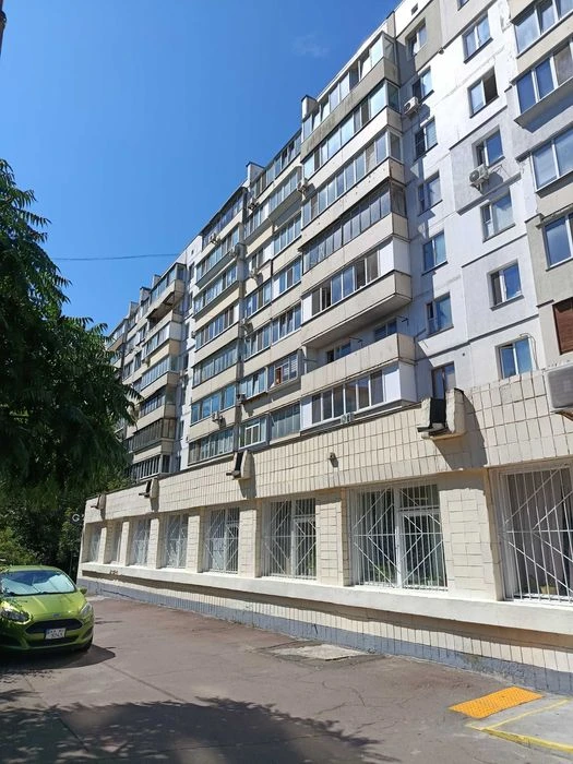 Продаж 3-кімнатної квартири Солом’янський район вул. Григорі