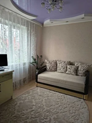 Продам 2-эт. дом 146 м² с гаражом и городскими коммуникациям