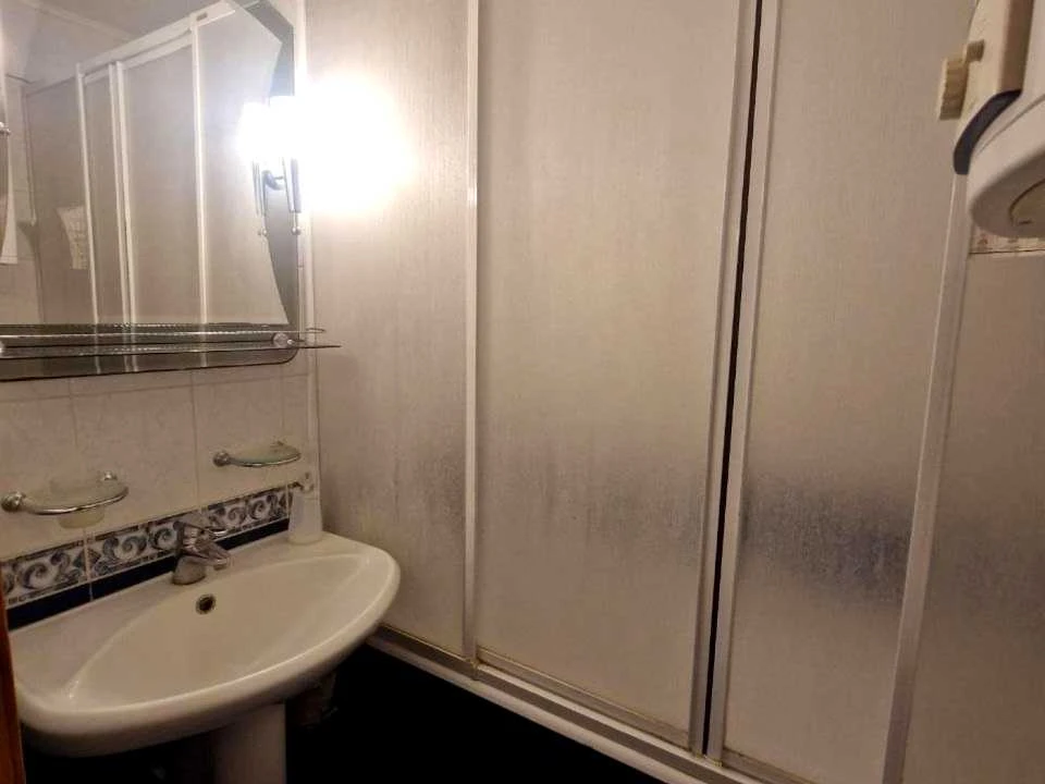 Apartment. Kharkiv, Traktorostudivnyky Ave.
