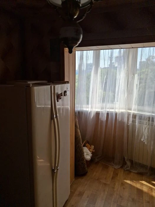 Продам 2-х комнатную квартиру с ремонтом на Крымском бульва