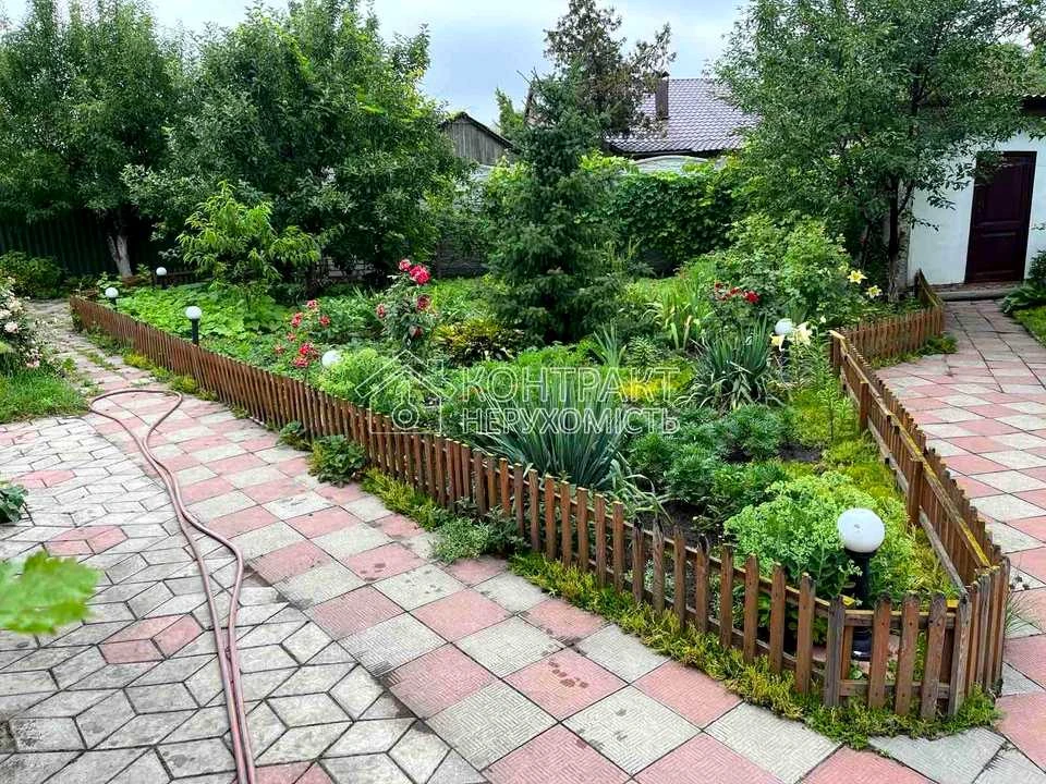 Будинок. Харків, Москалівська вул. (Жовтневої Революції)