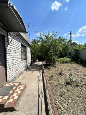 Продам дачний будинок від міста 5 км, ділянка приватизована,
