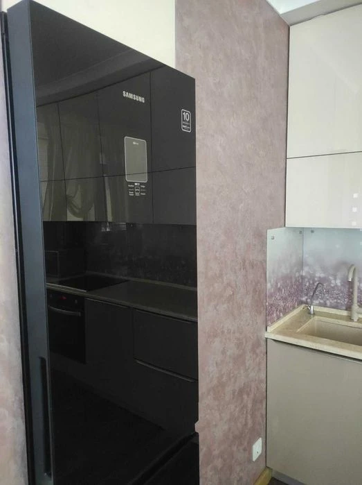 Продам 3 кімн.квартиру з ремонтом по вул.Чорновола 15 а