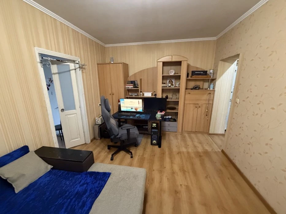 Продам 2к Герцена рн парку Шевченка! З мебелями і технікою !