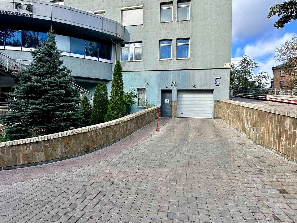 Квартира. Київ, Провіантська вул. (Галі Тимофєєвої)