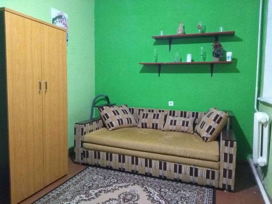 2k, possible renovation, Petropavlivska St. 48 Kurenivka m