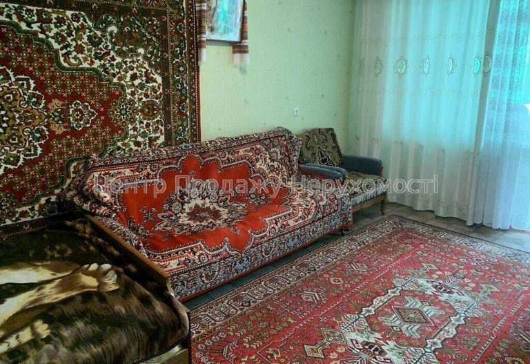 Продаж 1-кімн. квартири, 41. 6 м², 1/13 эт, Київ – чудова пр