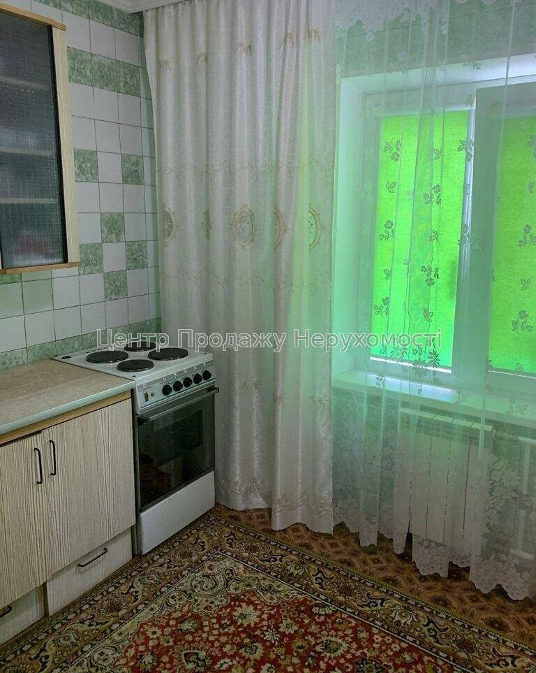Продаж 1-кімн. квартири, 41. 6 м², 1/13 эт, Київ – чудова пр