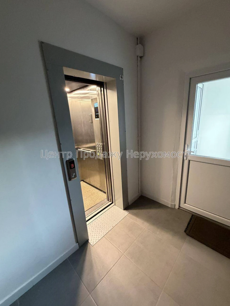 Продаж 1-кімн. квартири 38, 8 м², 3/10 пов, Київ.