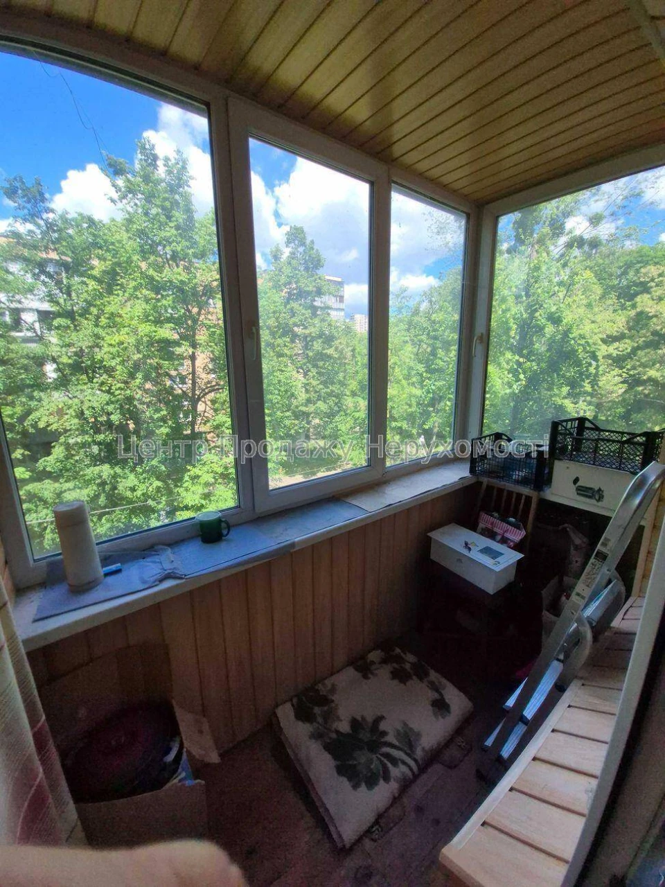 Продаж 3-кімн. квартири 65, 9 м², 3/5 эт, Київ – відмінний в