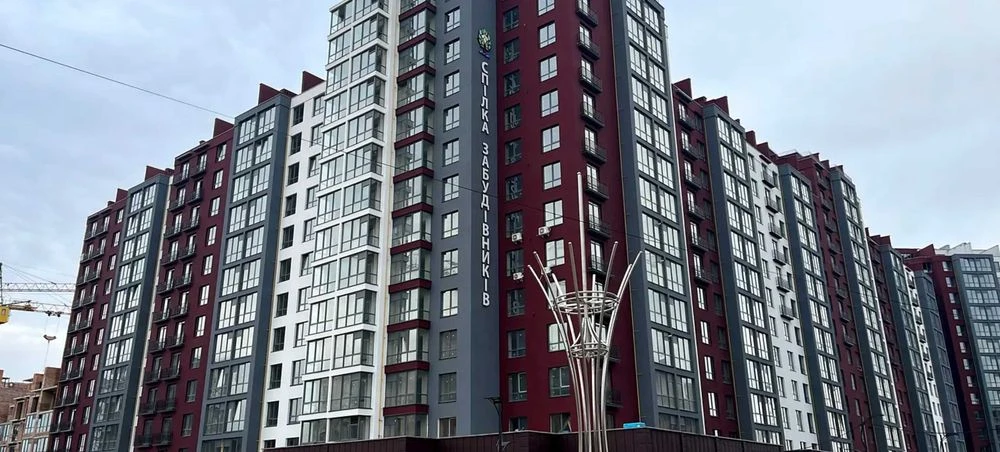 Продаж видової 1-кімнатної квартири в ЖК Княгинин