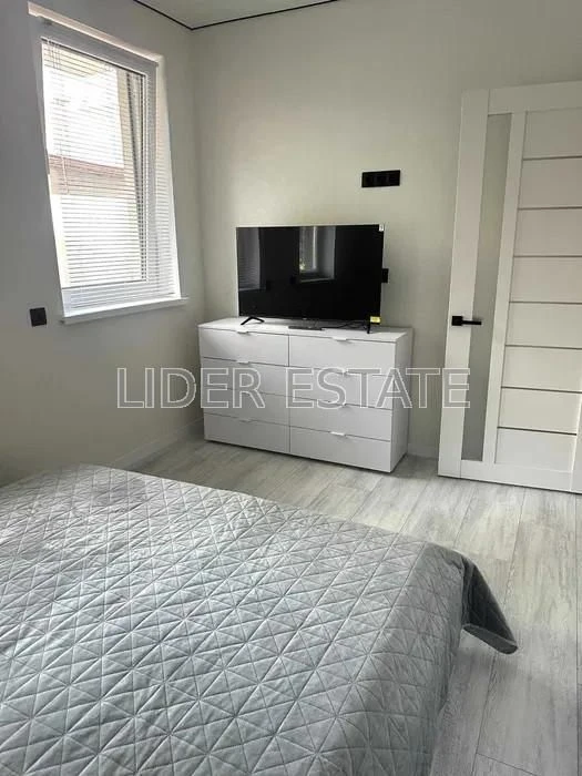 Продаж 1-к квартири 32.3 м², 1/4 пов., Ужгород | Вул. Шопена