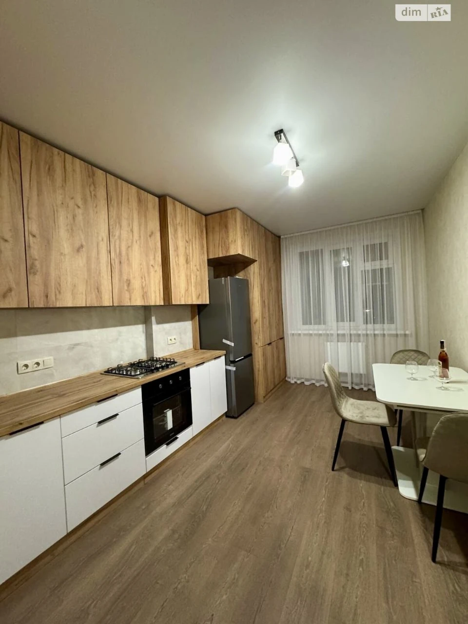 Продаж Квартира Озерна